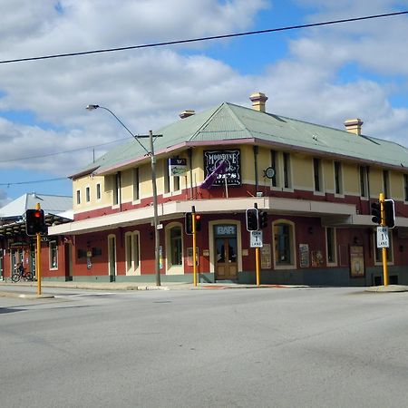 Moondyne Joe'S Hotel Fremantle Exterior photo