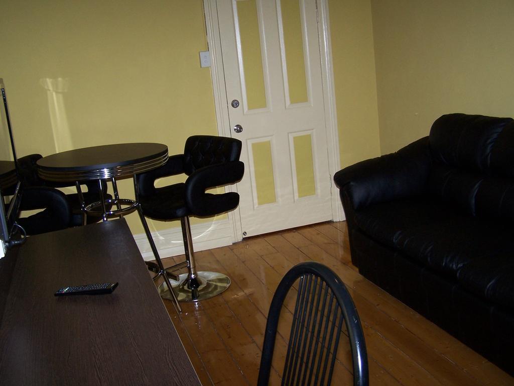 Moondyne Joe'S Hotel Fremantle Room photo