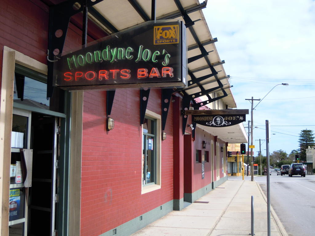 Moondyne Joe'S Hotel Fremantle Exterior photo